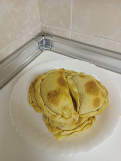 Una foto de Empanadillas al horno con dos rellenos
