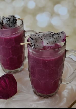 A picture of Beetroot & Dragon Fruit Smootie.