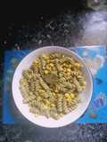 Fusilli a la crema de aguacate