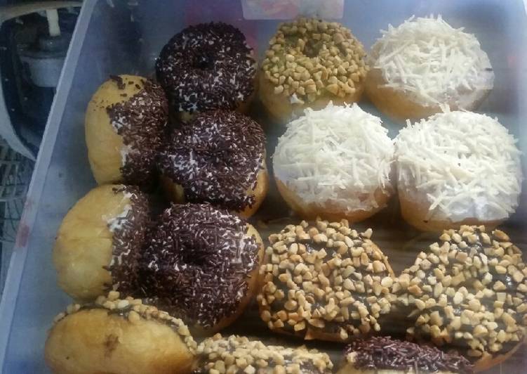 Bagaimana meracik Donat Irit Montok Versi 2 yang Enak