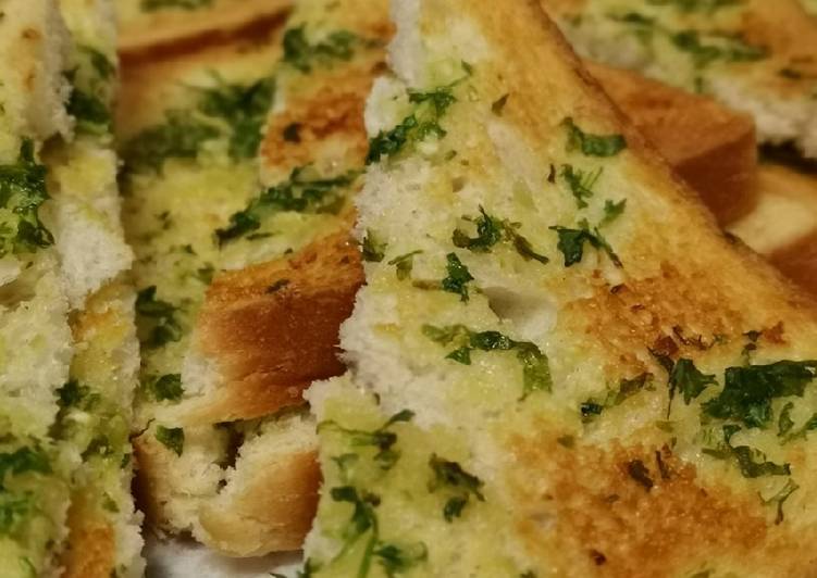 طعامشهي خبز بالثوم سهلولذيذ: خبز بالثوم
