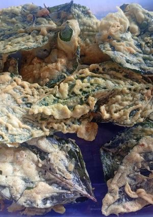 Foto resep Rempeyek Bayam Pedas dan Renyah