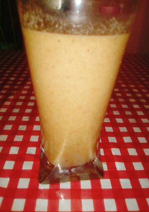Una foto de Licuado de compota de manzana, canela, Chía y avena 💪 👌👌👏👏