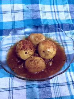 ডিম কষা (Dim kosha recipe in bengali) রেসিপির প্রধান ছবি