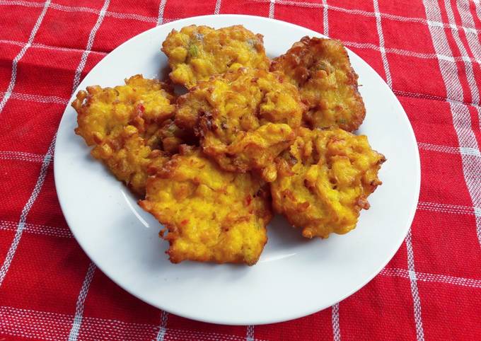 Cara Bikin Bakwan Jagung Empuk Kekinian