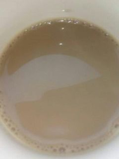 சில்லி டீ (Chilli tea recipe in tamil) செய்முறை முக்கிய புகைப்படம்