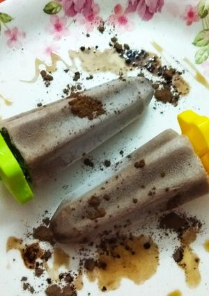 A picture of Chocolate popsicle.