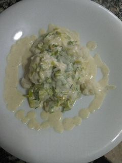 Una foto de Coliflor con salsa de puerros