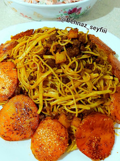 عکسی از دستور ماکارونی با رب انار 🍝