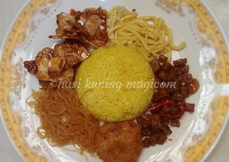 Nasi kuning magicom