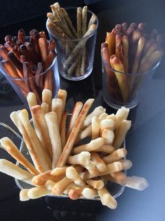 Una foto de Grisines, palitos, picos, sticks de sabores variados