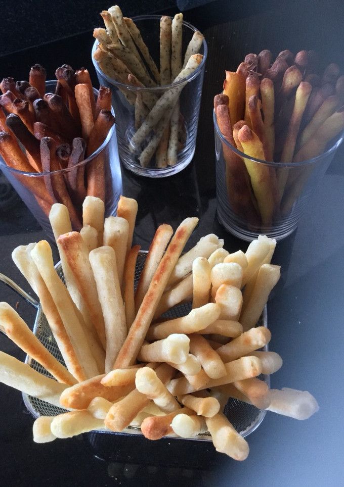 Una foto de Grisines, palitos, picos, sticks de sabores variados