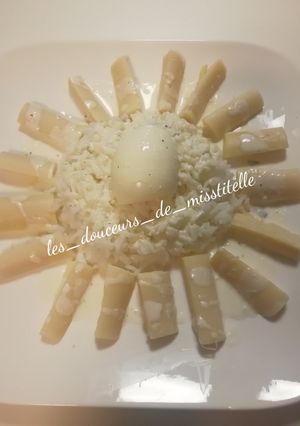 Une photo de Salade de riz froid aux cœurs de palmiers