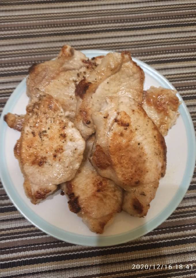 Мясо жаренное к Новогоднему столу