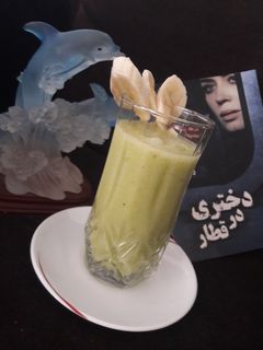عکسی از دستور اسموتی طالبی و موز