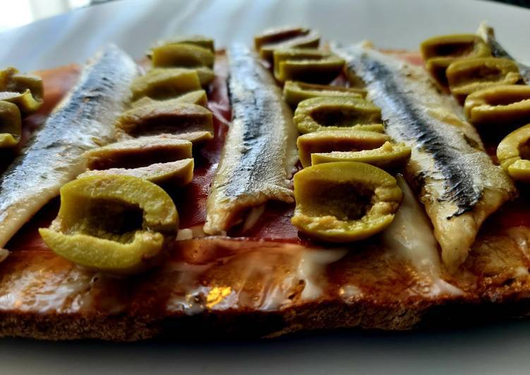 Simple Way to Prepare Super Quick Homemade Anchovies and aioli on toast (Boquerones)