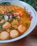 Mì Thái hải sản