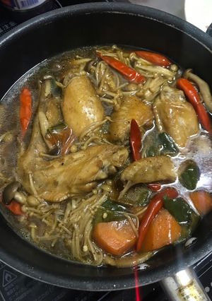 รูปของ 黄焖鸡 ไก่อบขิงแบบจีน #ครัวต่างแดน