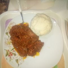 A picture of Pounded yam nd stew.