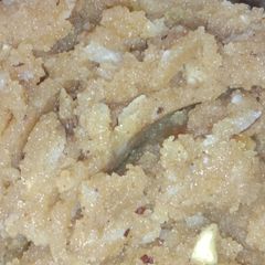 A picture of Sooji Halwa.