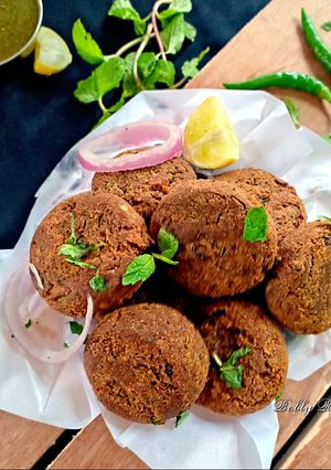 A picture of Shami kebab.