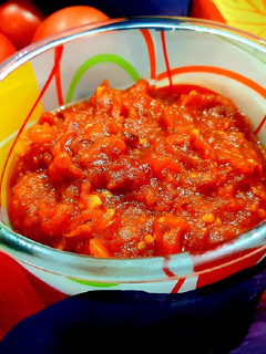 A picture of Pizza sauce.