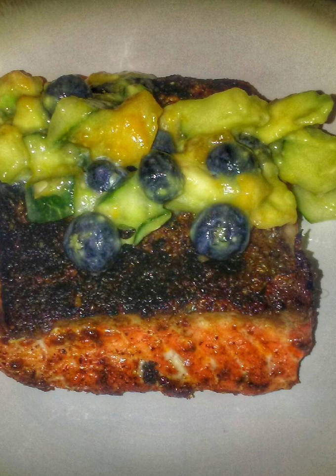A picture of Chili Salmon with Mango Cucumber Salsa.