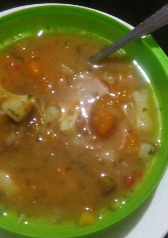 Una foto de Sopa de costilla de res