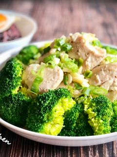 腐乳雞丁青花菜 / 家常菜 的食譜成品照片