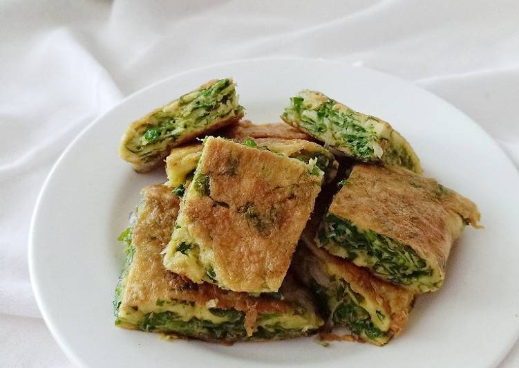 Resep Telur Dadar Bayam yang Bisa Manjain Lidah