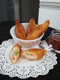 A picture of Dahi Sholey/Curd Rolls.