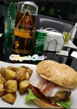 Una foto de Hamburguesa de carne con queso fundido
