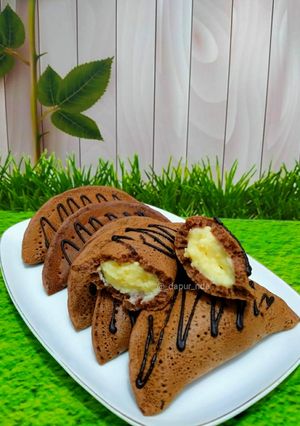 Foto resep Martabak Lipat Isi Vla