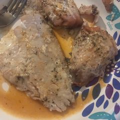 A picture of Barbecued fish,and barbecue sauce for fish.