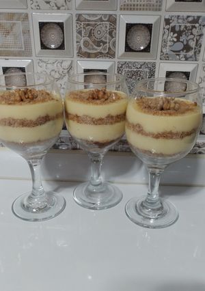 عکسی از دستور دسر کرم کارامِل