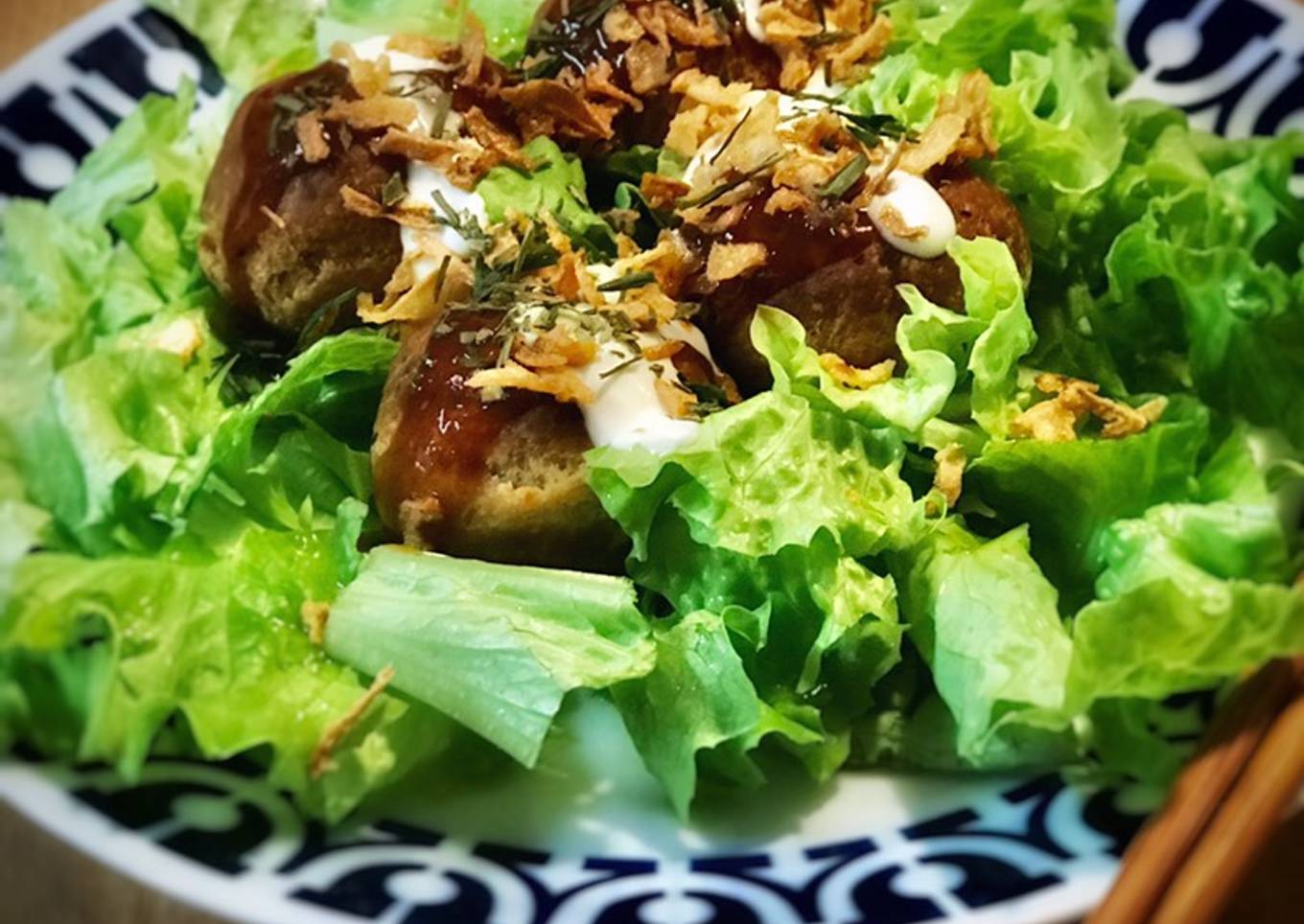 Takoyaki de pulpo con salsa Tonkatsu