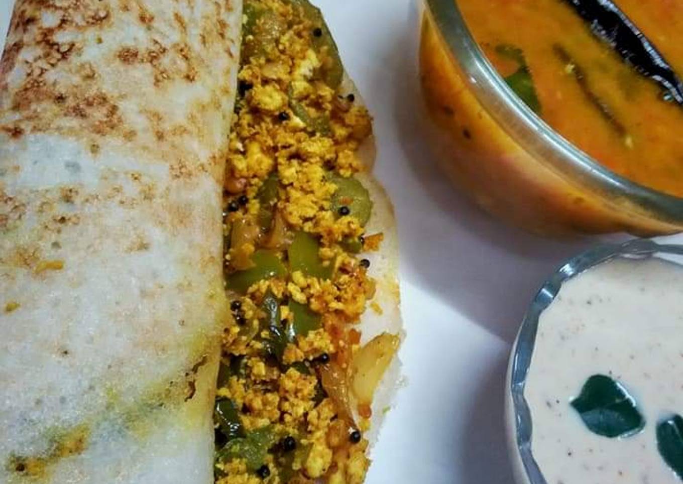 Paneer masala dosa with shambhar chanadaal chutney
