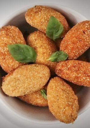 Foto principal de Croquetas de pollo asado con paleta curada