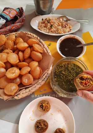 A picture of Pani puri.