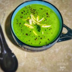 Broccoli soup A picture of Broccoli soup.
