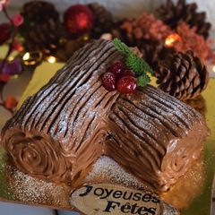 A picture of Bûche de Noël.