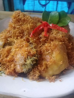 Foto resep Ayam goreng serundeng kelapa