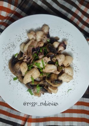Foto di Seppia con champignon