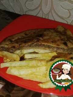 صورة لوصفة الحواوشي باللحمه والفلفل الحار