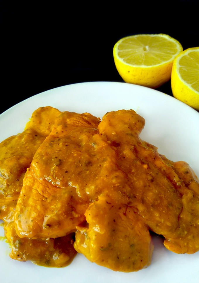 Una foto de Filetes de pavo en salsa de limón