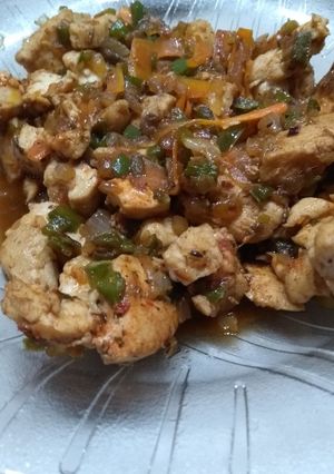Una foto de Pollo salteado