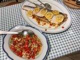 Saumon sauvage farci aux tomates et poivron rouge