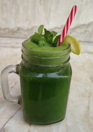 A picture of Greeny mocktail.