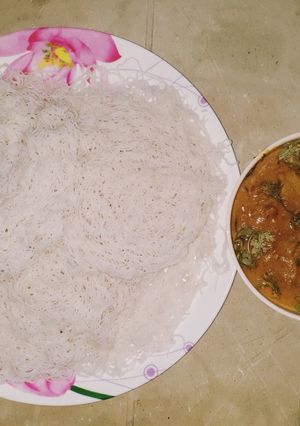 மிருதுவான"இடியாப்பம் &ரெஸ்டாரண்ட் ஸ்டைல் வெஜிடேபிள் பாயா"#Combo3 செய்முறை முக்கிய புகைப்படம்