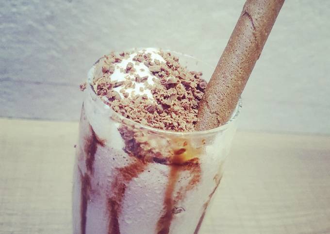 Chocolate Shake Sundae